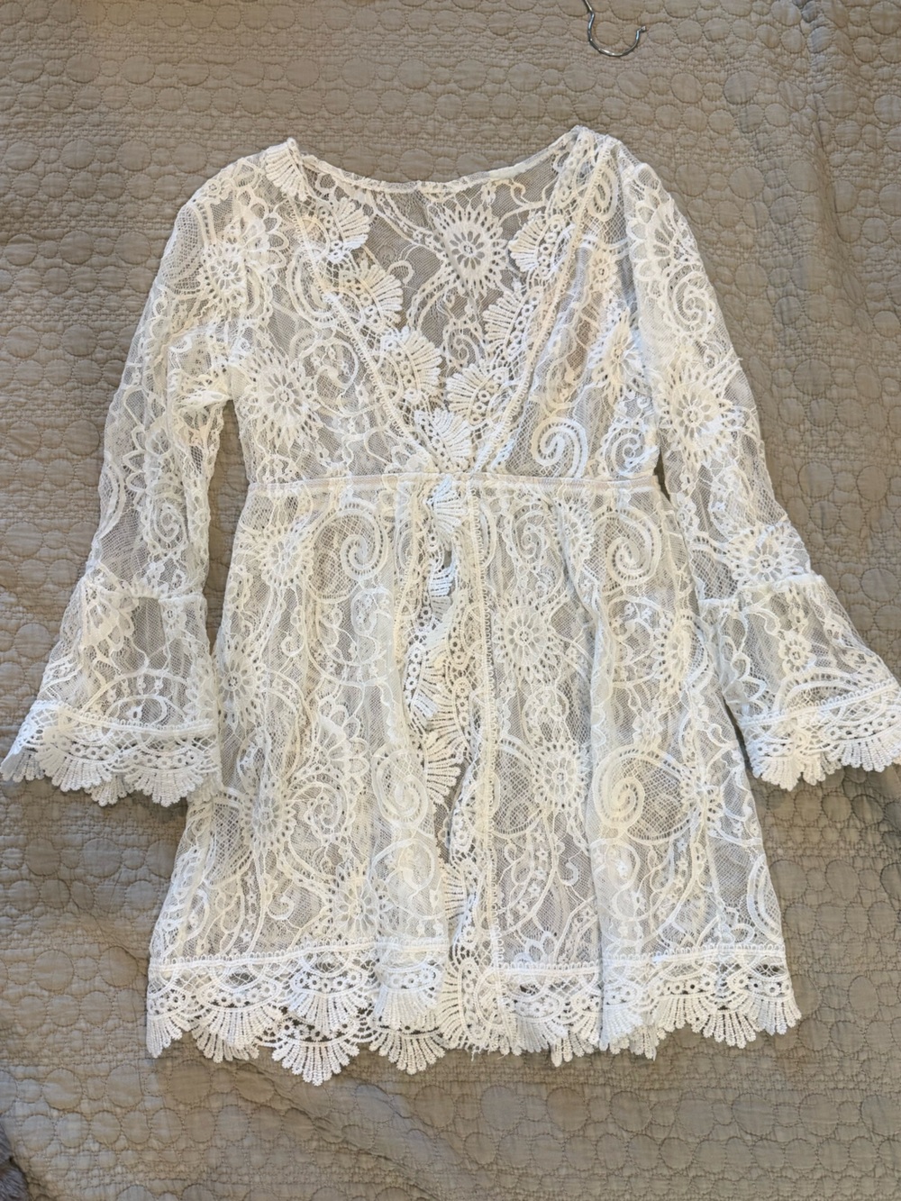 White Lace Long-Sleeve swim cover